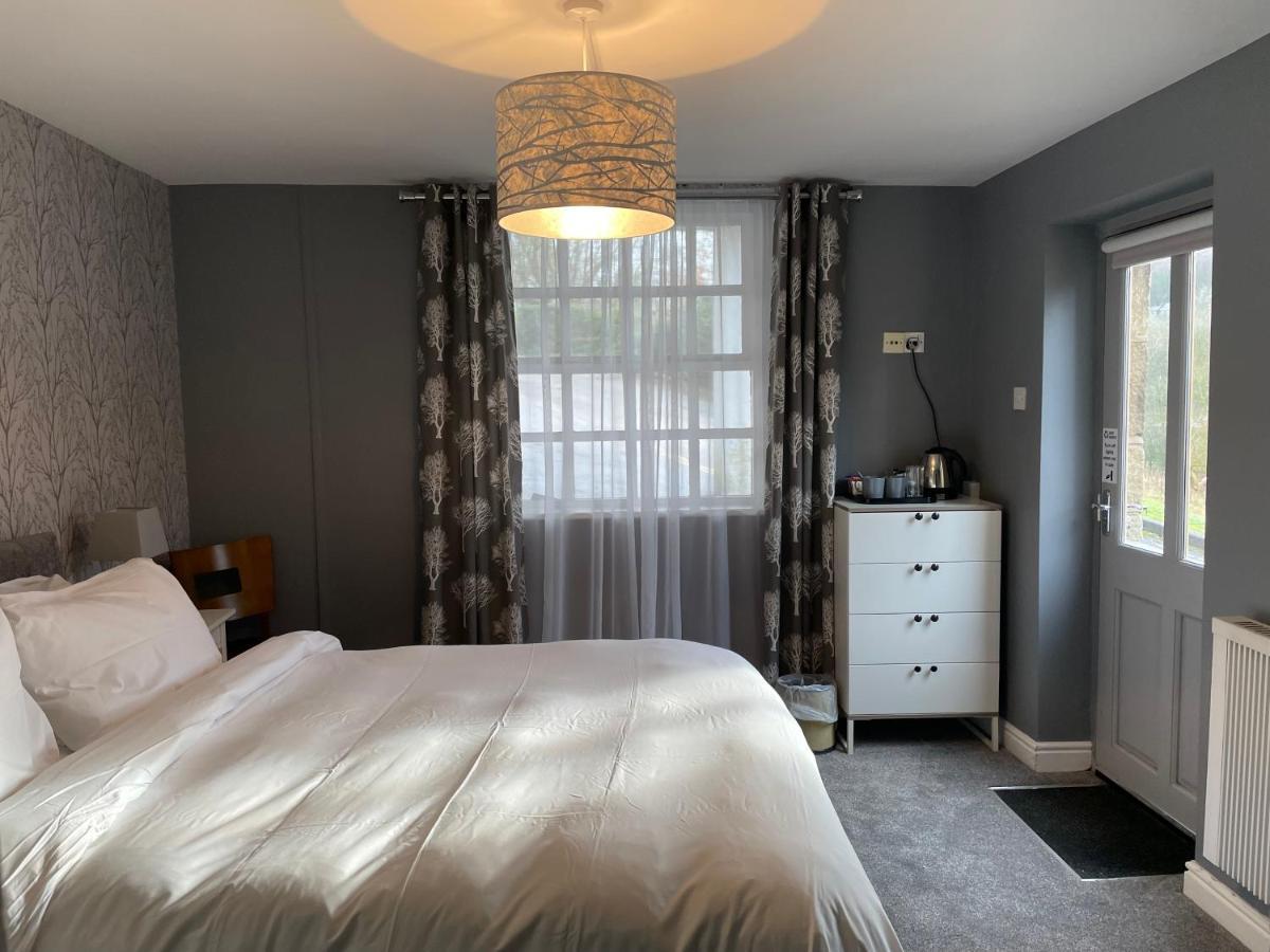 The Sycamore Inn Birch Vale Bagian luar foto